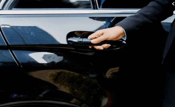 You Need to Know the Essential Elements of Chauffeur Insurance