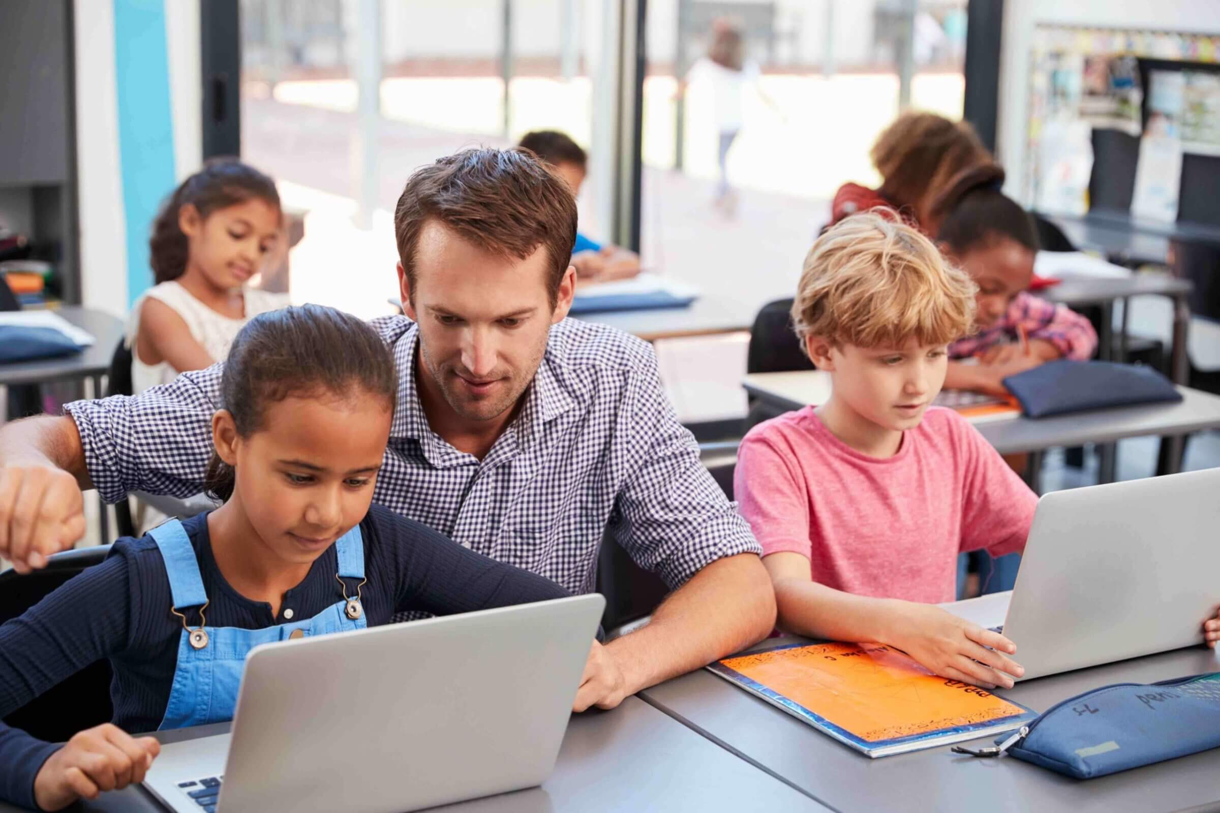 6 Reasons To Use Technology In The Classroom 